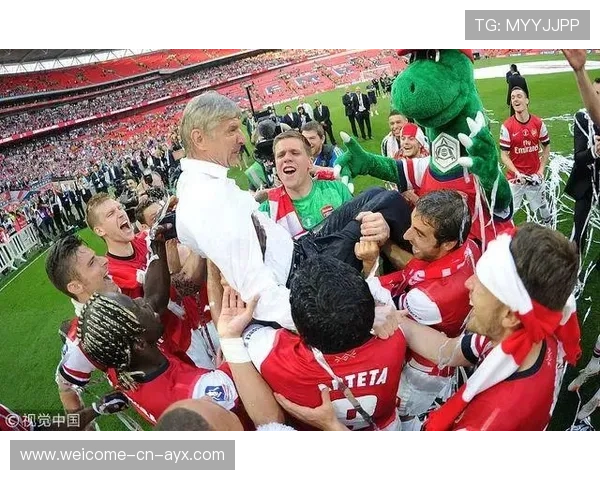 将帅对峙事件在球场屡见不鲜 将帅对峙事件在球场屡见不鲜