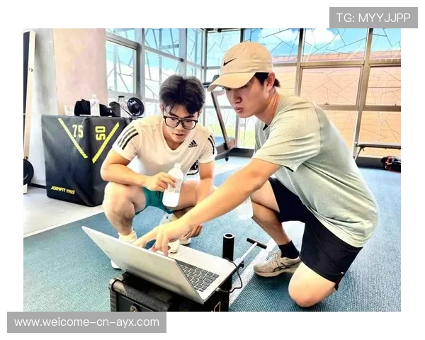 青训营教练参加国际认证培训 提升教学水平,官方青训营 青训营教练参加国际认证培训 提升教学水平,官方青训营